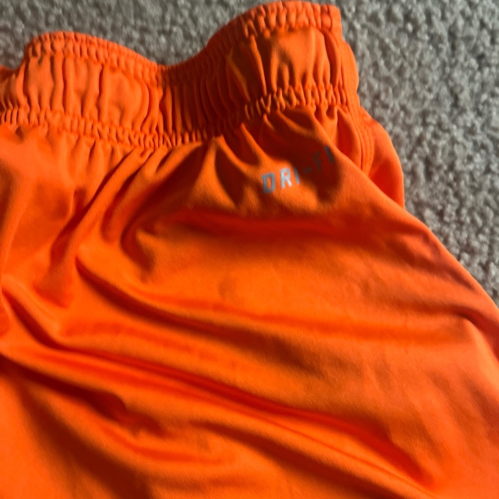 Nike Cleveland Browns Shorts Mens Medium Orange On Field Apparel Football NFL - Picture 8 of 8